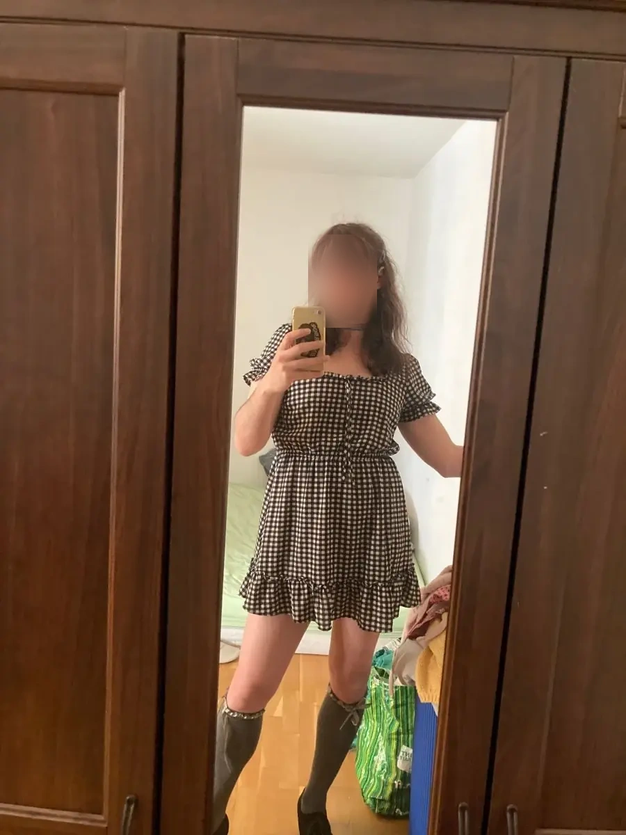 PaulineNaughty
