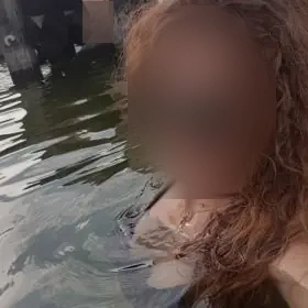 Disponible pour sortir à Conflans-Sainte-Honorine