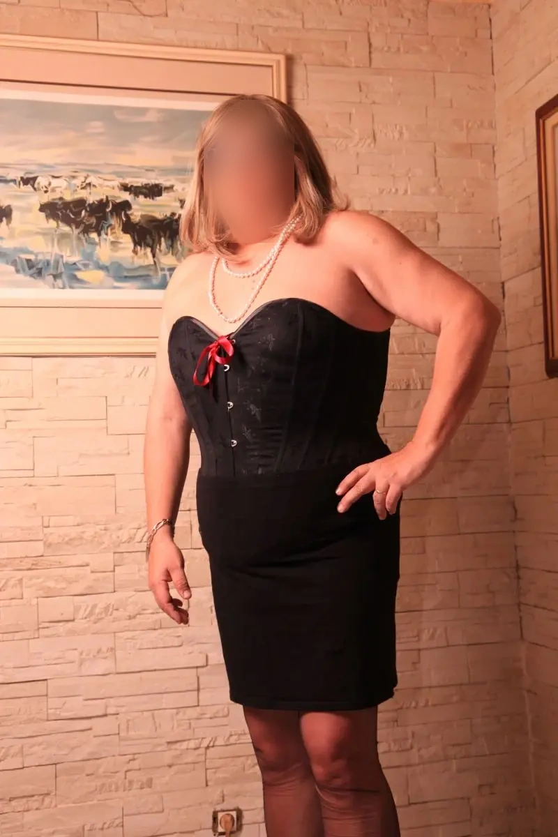 Nina34
